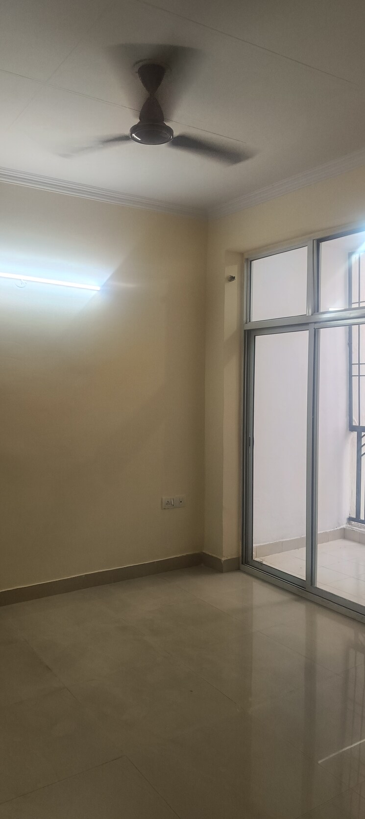 Room, skytech-matrott 2 Bedroom 1015 Sq.Ft. Apartment In Sector 76 Noida 9516878