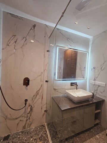 Bathroom in 4 BHK Builder Floor at SS Southend Floors, South City 2 – for Sale