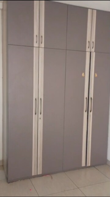 Building Lobby in 4 BHK Apartment at Wave City, Wave City – for Rent