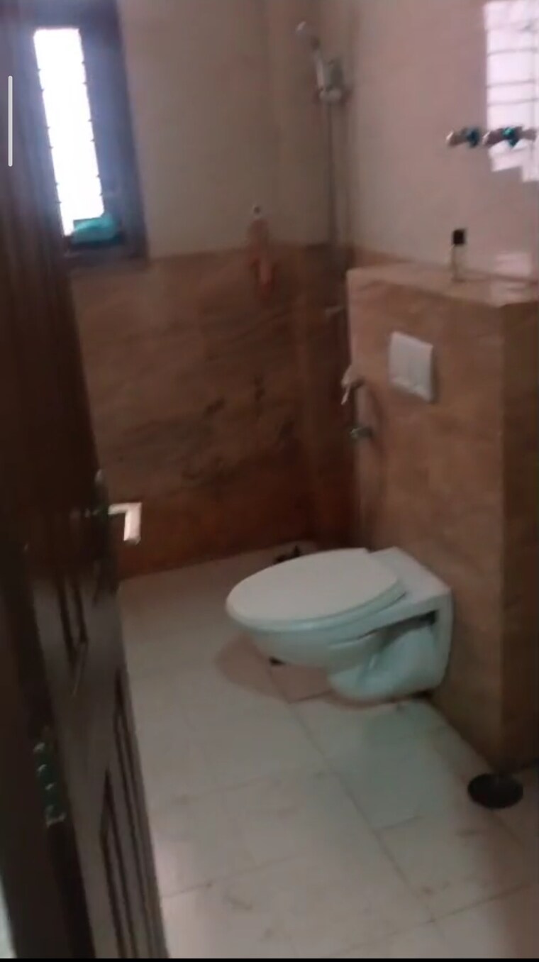 Bathroom, wave-city 4 Bedroom 287 Sq.Ft. Apartment In Wave City Ghaziabad 9516955