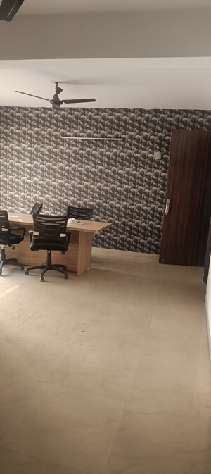 2 BHK Apartment For Rent in Antriksh Golf View, Sector 78