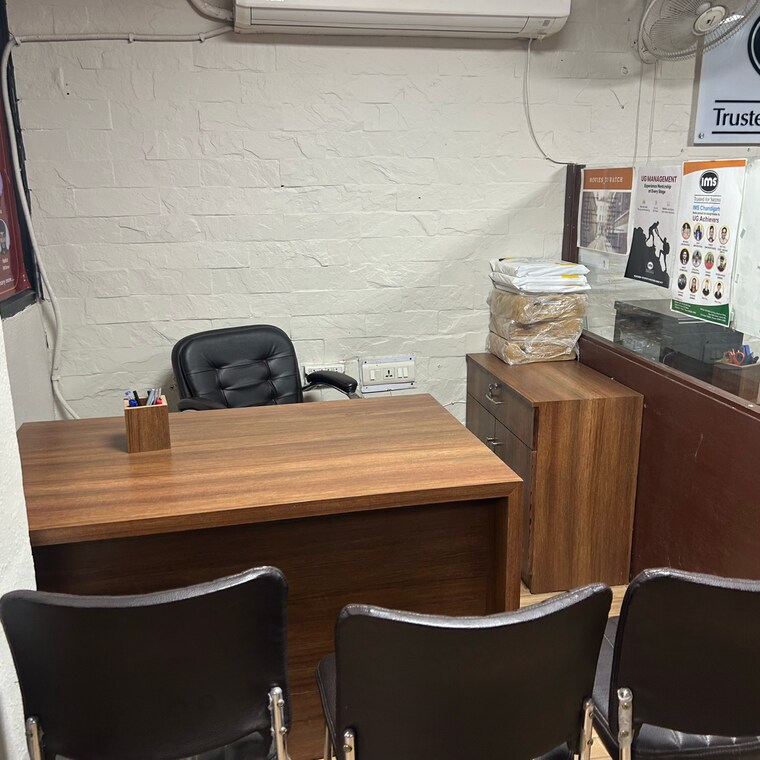 Team Area, sector 34 Commercial Office Space 1500 Sq.Ft. In Sector 34 Chandigarh 9517013