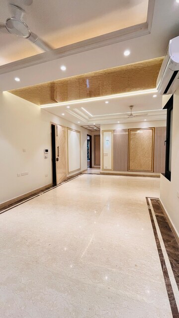 Room in 3 BHK Builder Floor at Ansal Api Versalia 2, Sector 67a – for Sale