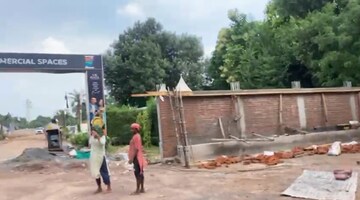  Shop – Exterior View View at Lion Green Valley 2, Sohna Sector 6 - for Sale