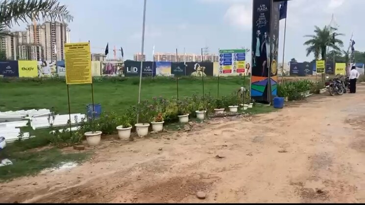 Exterior View, lion-green-valley-2 Commercial Shop 256 Sq.Ft. In Sohna Sector 6 Gurgaon 9503134