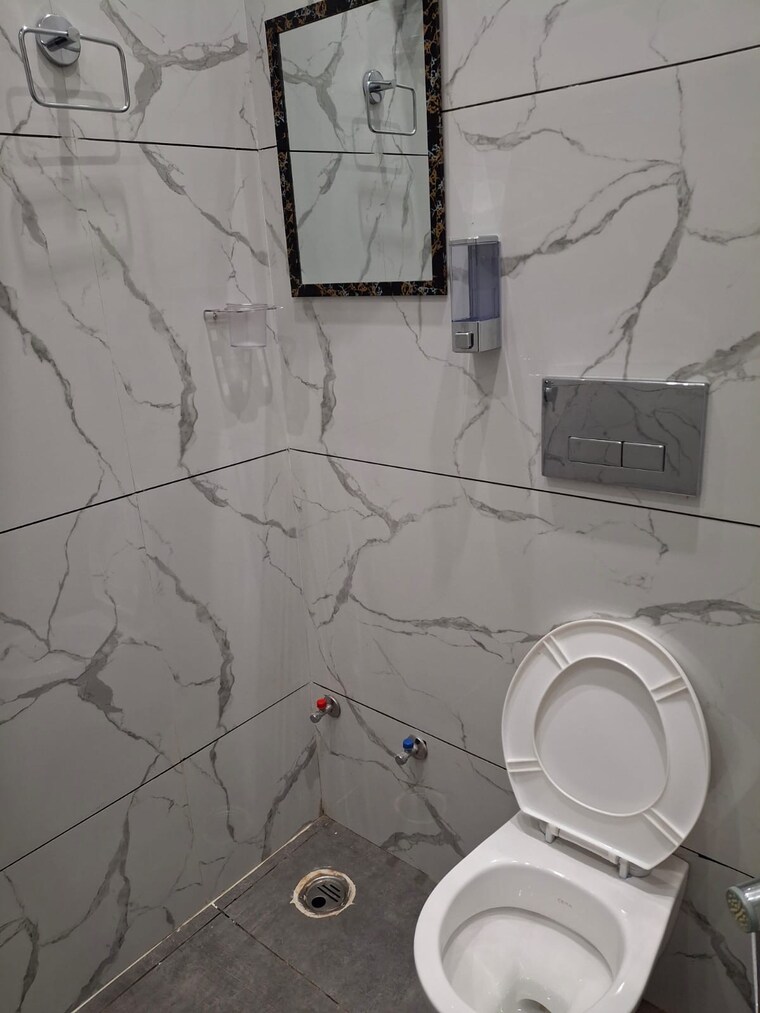 Bathroom, aerocity 2 Bedroom 200 Sq.Yd. Independent House In Aerocity Mohali 9517025