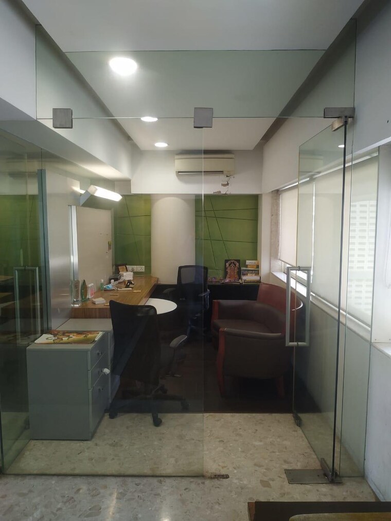 undefined, viman nagar Commercial Office Space 4500 Sq.Ft. In Viman Nagar Pune 9517028