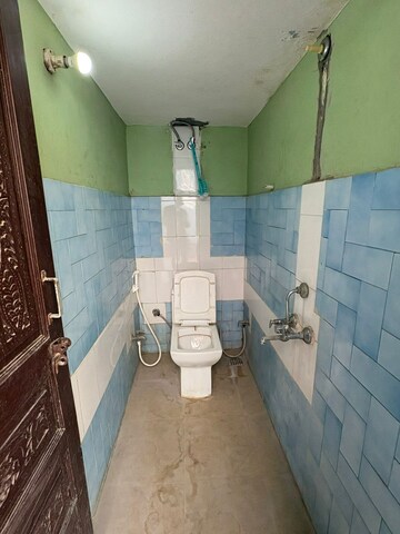 Bathroom in 1 BHK Builder Floor at Saket – for Rent