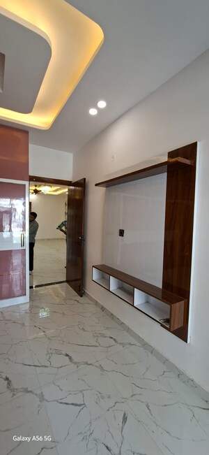 Room in 3 BHK Builder Floor at Fidato Honour Homes, Sector 89 – for Sale