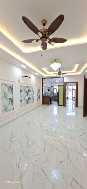 Living Room in 3 BHK Builder Floor at Fidato Honour Homes, Sector 89 – for Sale