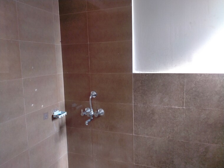 Bathroom, suncity-avenue-76 2 Bedroom 735 Sq.Ft. Apartment In Sector 76 Gurgaon 9517222