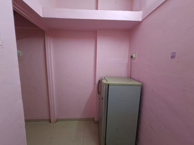 Room, veda-chs 1 RK 240 Sq.Ft. Apartment In Ic Colony Mumbai 9517235