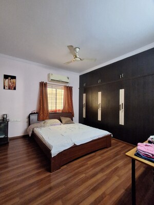 Bedroom in 3 BHK Apartment at Kondapur – for Rent