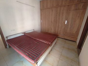 Bedroom in 2 BHK Apartment at Sector 5 – for Rent
