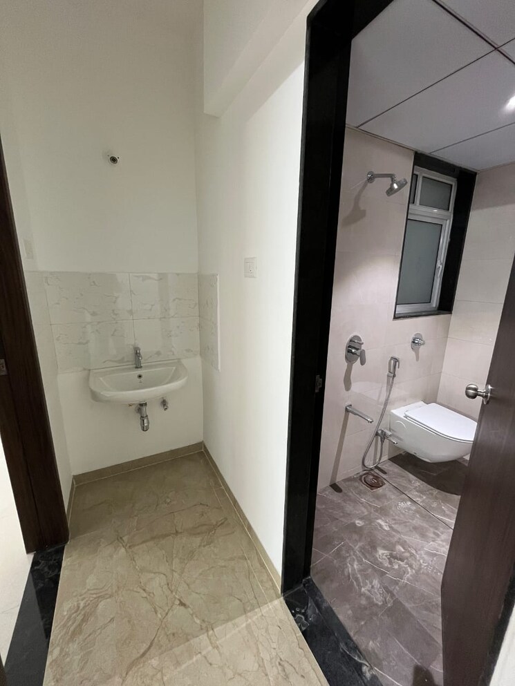 Bathroom, jhamtani-ace-abode 2 Bedroom 689 Sq.Ft. Apartment In Kiwale Pune 9517237