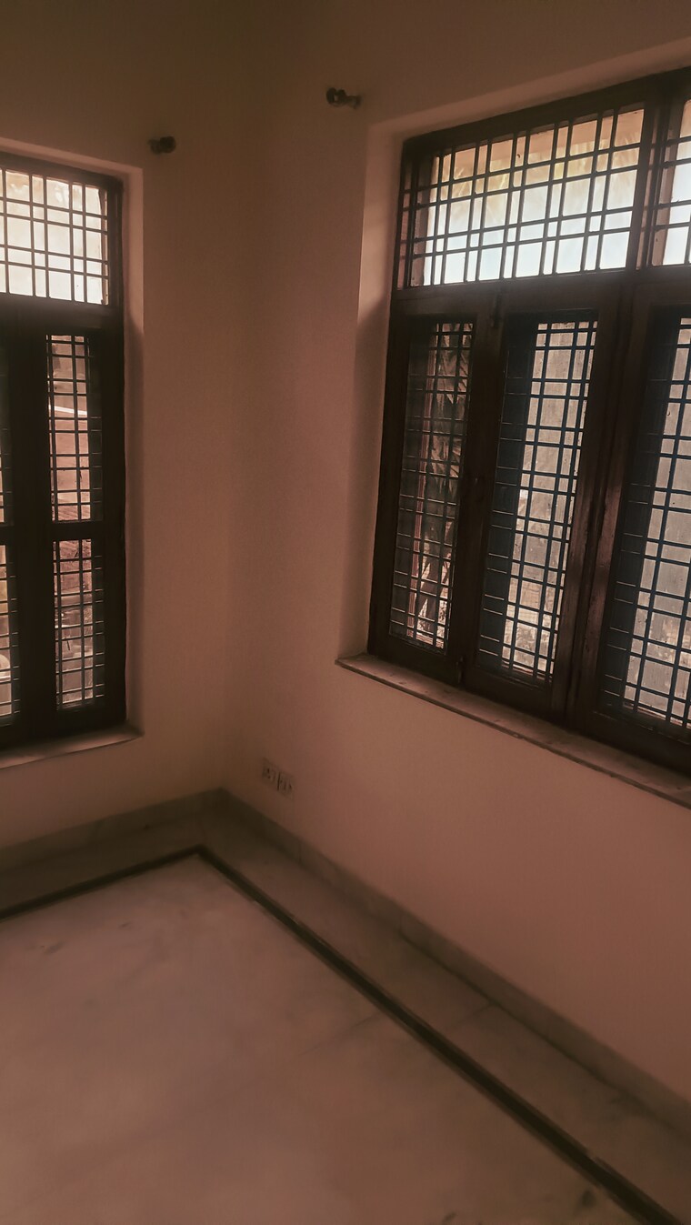 Room, palam-vihar-residents-association 1.5 Bedroom 700 Sq.Ft. Builder Floor In Palam Vihar Gurgaon 9517369