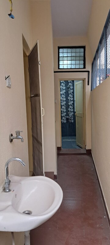 Building Lobby in 3 BHK Builder Floor at Kammanahalli – for Rent