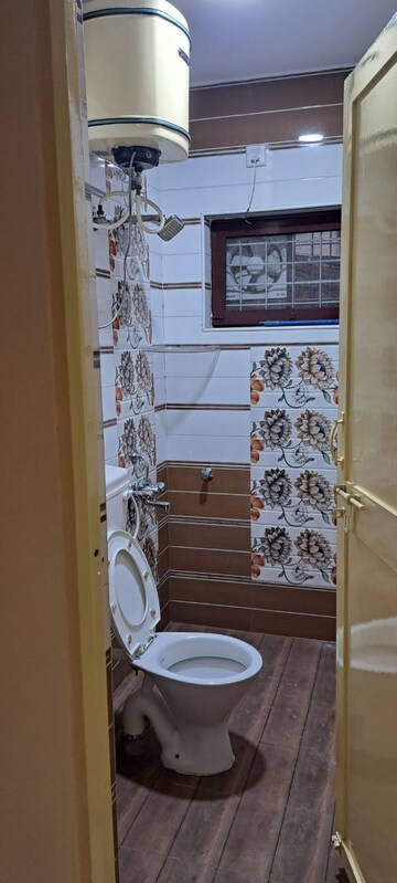 Balcony in 3 BHK Builder Floor at Kammanahalli – for Rent