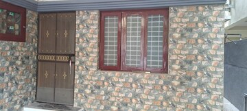 Room in 3 BHK Builder Floor at Kammanahalli – for Rent