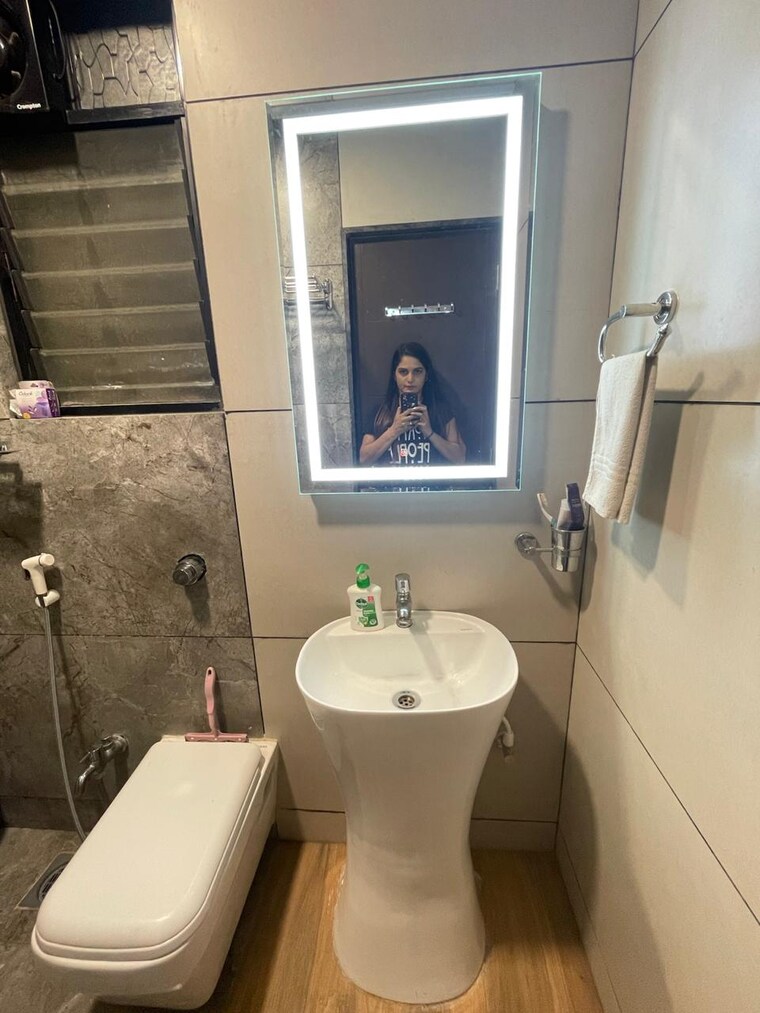 Bathroom, vanaz-corner 2 Bedroom 1180 Sq.Ft. Apartment In Kothrud Pune 9517402