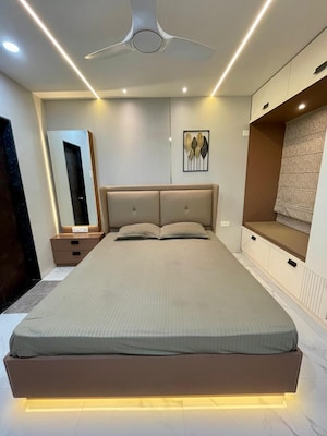 Bedroom in 2 BHK Apartment at Vanaz Corner, Kothrud – for Sale