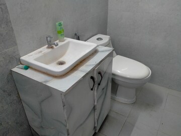 2 BHK Apartment For Rent in Suncity Avenue 76, Sector 76