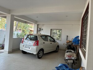 Parking in  Co-working Space at Morabadi – for Rent