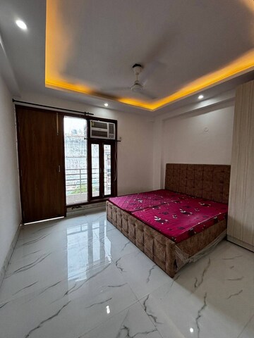 2 BHK Apartment For Rent in Saket