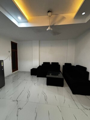 Master Bedroom in 2 BHK Apartment at Saket – for Rent