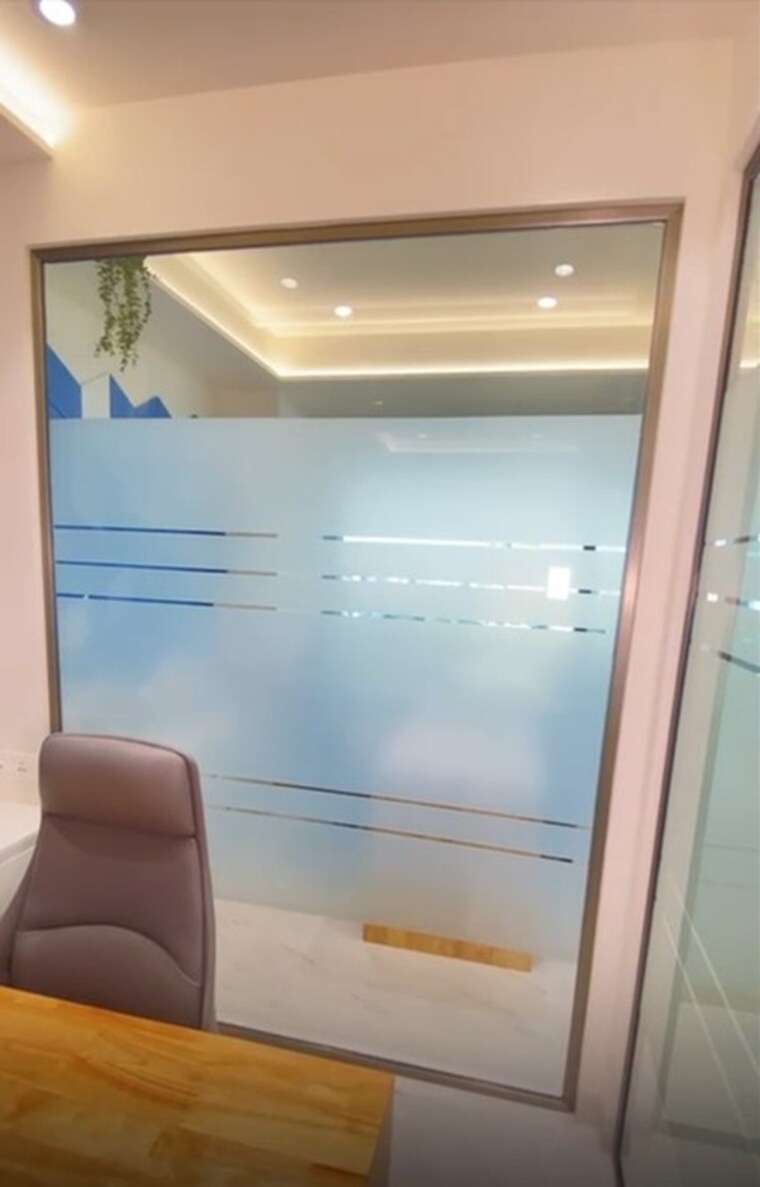 Team Area, wadhwa-the-epicentre Commercial Office Space 780 Sq.Ft. In Chembur Mumbai 9517533