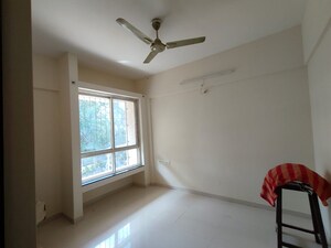 Room in 2 BHK Apartment at Nyati Equatorial II, Bavdhan – for Rent