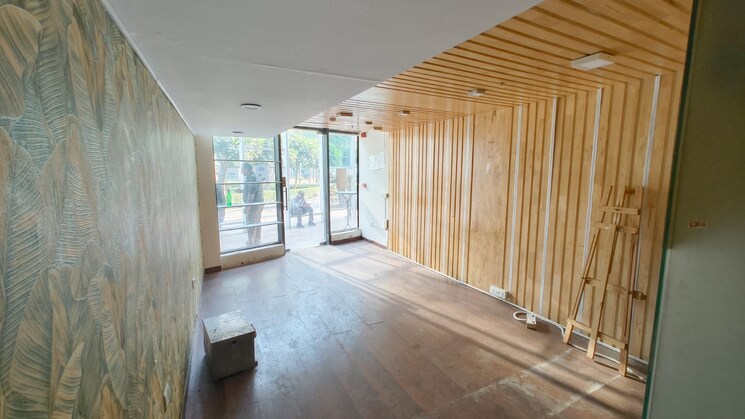 Bedroom, spaze-itech-park Commercial Shop 1130 Sq.Ft. In Sector 49 Gurgaon 9517683