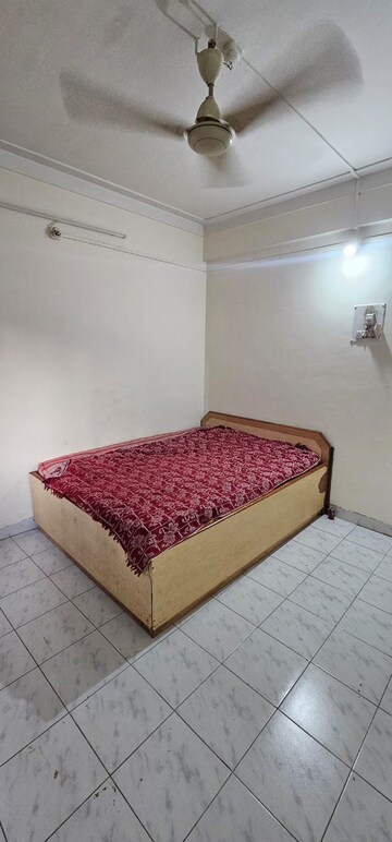 Bedroom in 2 BHK Apartment at Giridhar Chandraneel Apartment, Bavdhan – for Rent
