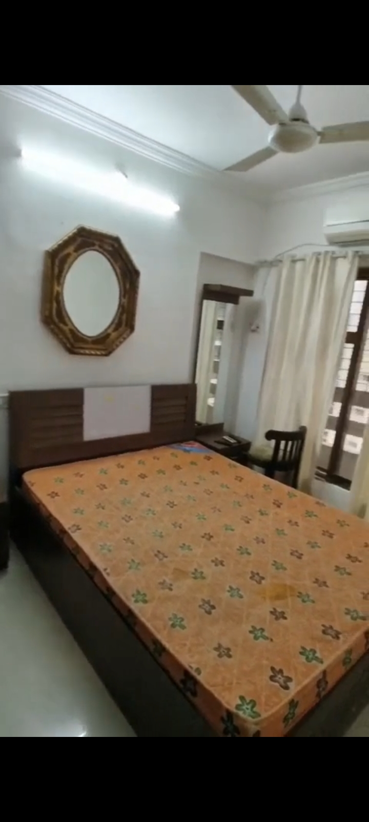 1 BHK + Pooja Room Apartment For Rent in Kandivali West