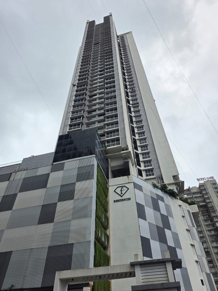 Exterior View, malad east 2 Bedroom 500 Sq.Ft. Apartment In Malad East Mumbai 9517845