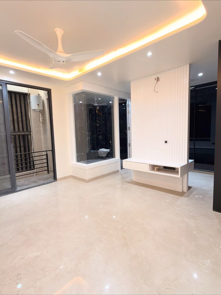 Room, unitech-cyber-park Studio 321 Sq.Ft. Builder Floor In Sector 39 Gurgaon 9517863