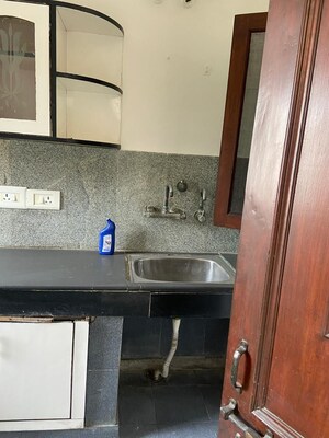 Kitchen in 2 BHK Builder Floor at Sector 45 – for Rent