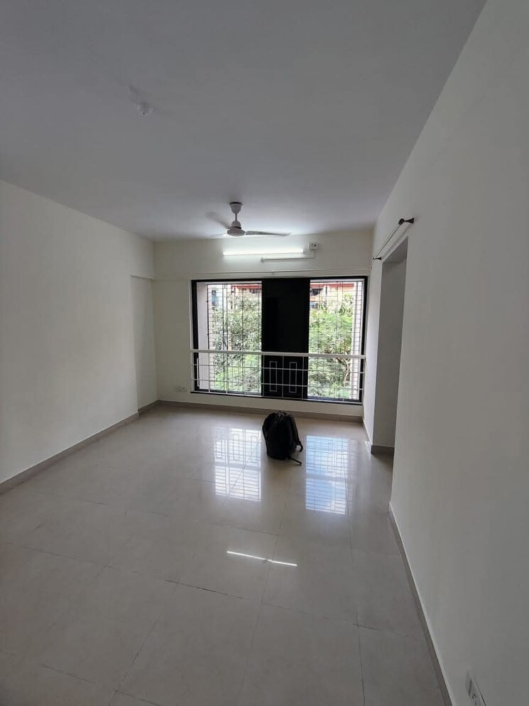 Room, mahavir-kanti-avenue 2 Bedroom 920 Sq.Ft. Apartment In Nalasopara East Palghar 9517901