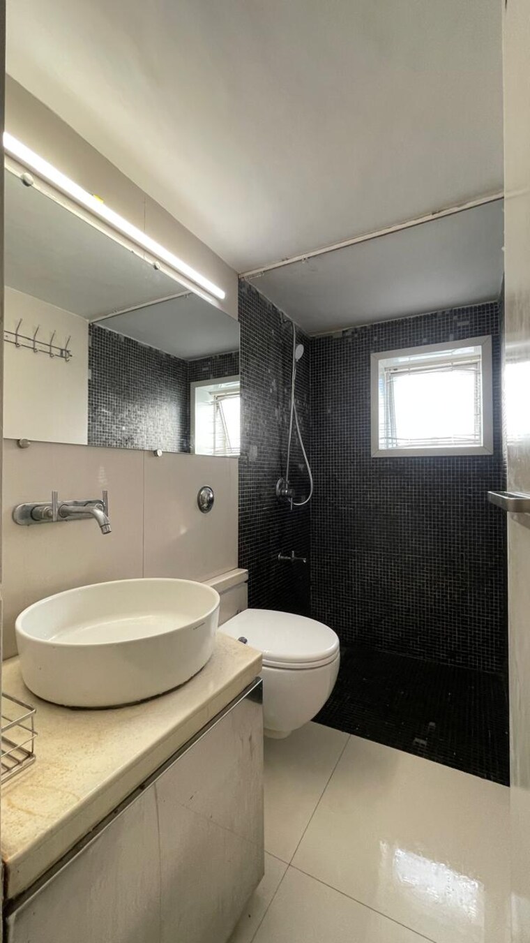 Bathroom, runwal-the-reserve 4 Bedroom 1350 Sq.Ft. Apartment In Worli Mumbai 9517992