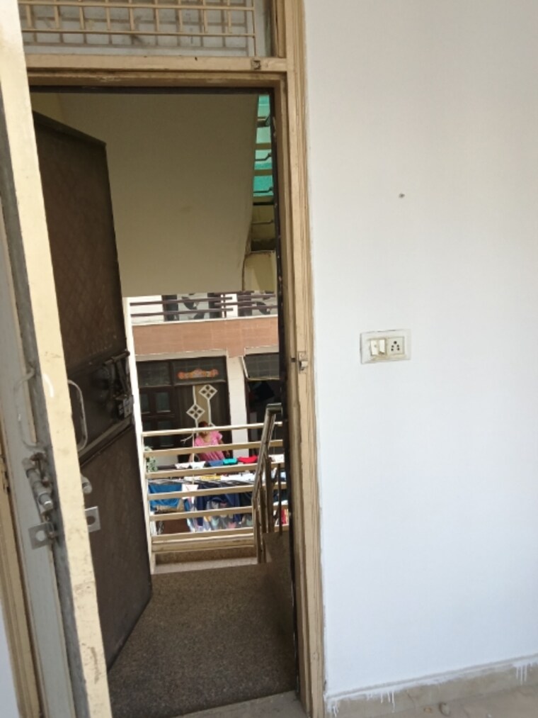 Balcony, dwarka mor 2 Bedroom 425 Sq.Ft. Builder Floor In Dwarka Mor Delhi 9518073