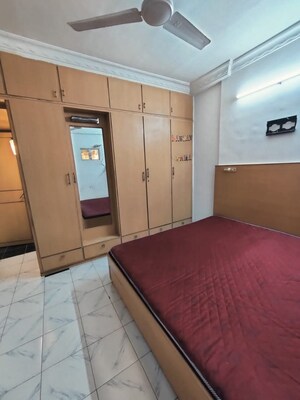 Room in 2 BHK Apartment at Shiv Shakti Shree Yashwant Empire, Nalasopara East – for Rent