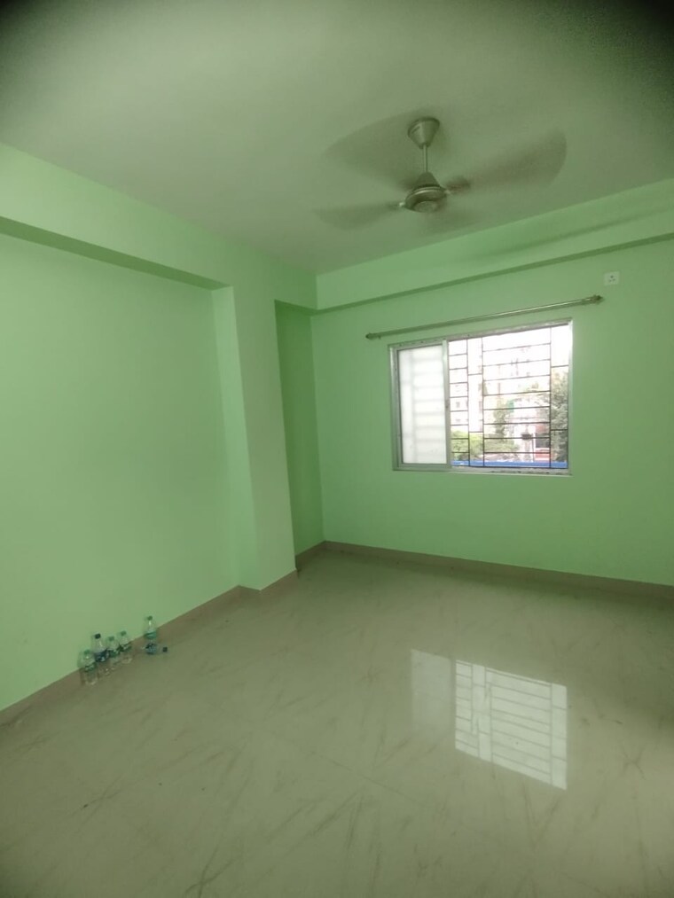Room, kaikhali 2 Bedroom 751 Sq.Ft. Apartment In Kaikhali Kolkata 9517999