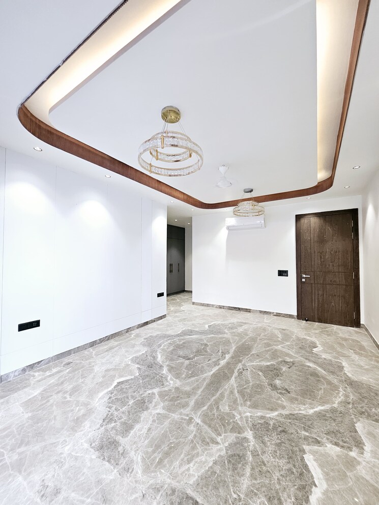 Room, sushant lok i 4 Bedroom 3600 Sq.Ft. Builder Floor In Sushant Lok I Gurgaon 9518069