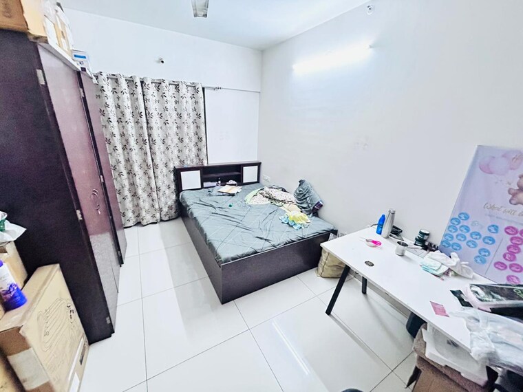 Team Area, amanora-adreno-towers 2 Bedroom 808 Sq.Ft. Apartment In Hadapsar Pune 9518122