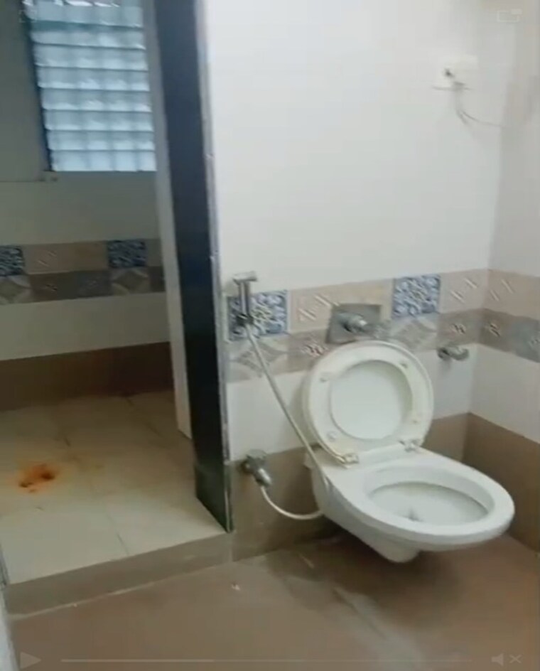 Bathroom, chembur 2 Bedroom 910 Sq.Ft. Apartment In Chembur Mumbai 9518076