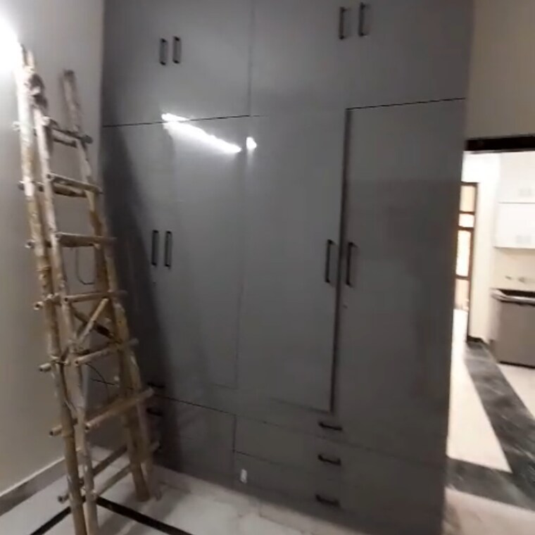 Bathroom, rohini sector 24 2 Bedroom 750 Sq.Ft. Builder Floor In Rohini Sector 24 Delhi 9518165