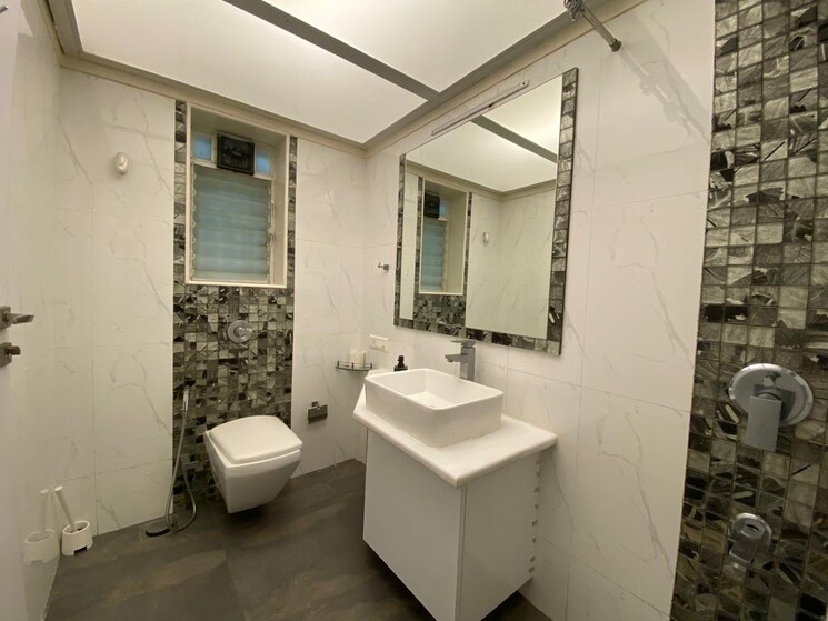 Bathroom, joy-legend 3 Bedroom 1515 Sq.Ft. Apartment In Khar West Mumbai 8066062