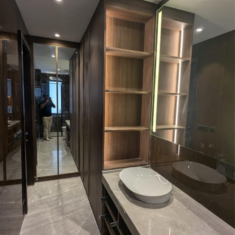 Bathroom, malcha marg 6+ Bedroom 375 Sq.Yd. Independent House In Malcha Marg Delhi 9518203
