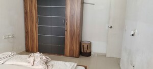 Room in 3 BHK Apartment at Shela – for Rent