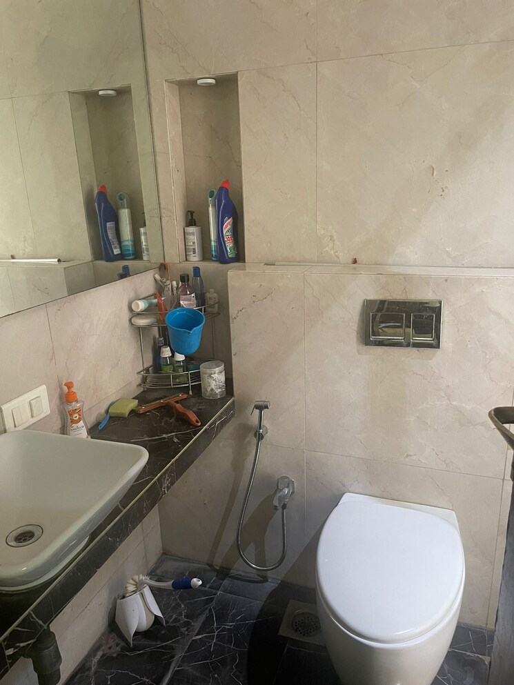 Bathroom, chembur 2 Bedroom 1170 Sq.Ft. Apartment In Chembur Mumbai 9518213